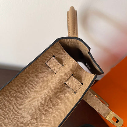 Sac à main HM Kelly 25 cm en cuir EPSOM beige et matériel doré