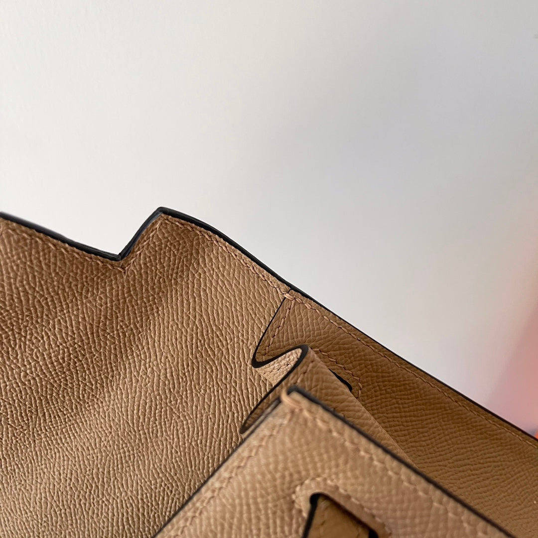 Sac à main HM Kelly 25 cm en cuir EPSOM beige et matériel doré