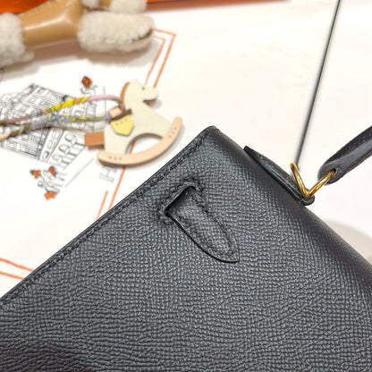Sac HM Kelly 25 cm en cuir EPSOM noir et matériel doré