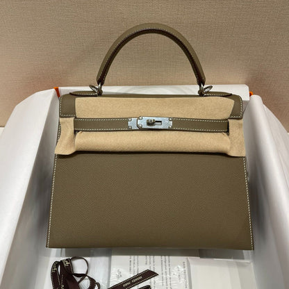 HM KELLY 28CM ÉTOUFFÉ CUIR EPSOM QUINCAILLERIE ARGENTÉE