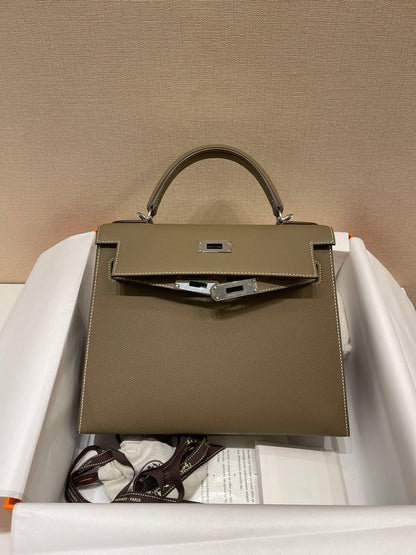HM KELLY 28CM ÉTOUFFÉ CUIR EPSOM QUINCAILLERIE ARGENTÉE