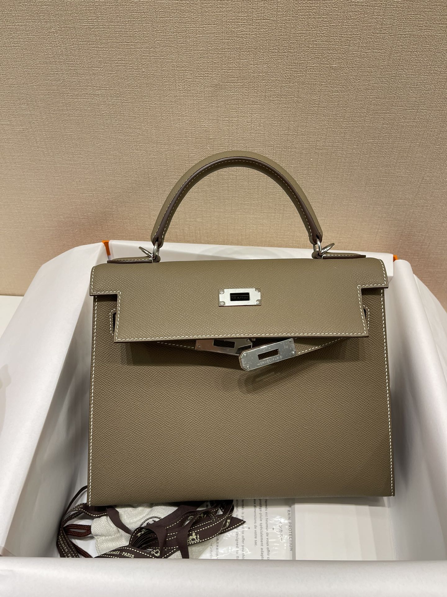 HM KELLY 28CM ÉTOUFFÉ CUIR EPSOM QUINCAILLERIE ARGENTÉE