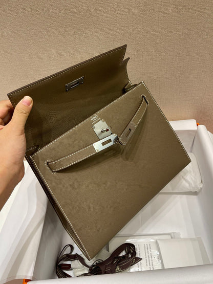 HM KELLY 28CM ÉTOUFFÉ CUIR EPSOM QUINCAILLERIE ARGENTÉE