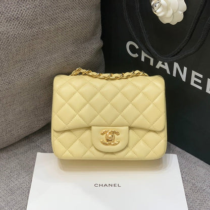 ミニスクエアフラップバッグ 17cm イエローラムスキン ゴールド金具