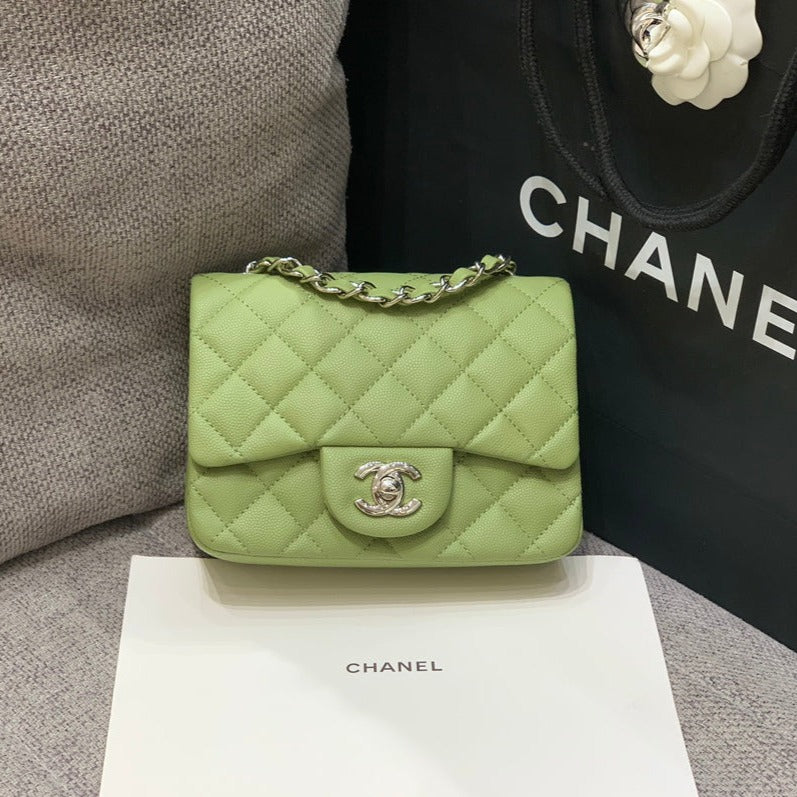 ミニスクエアフラップバッグ 17cm グリーンキャビア シルバー金具