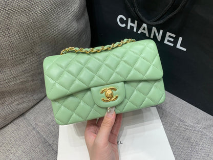 MINI SAC À RABAT RECTANGLE 20 CM CUIR D'AGNEAU LIME QUINCAILLERIE DORÉ