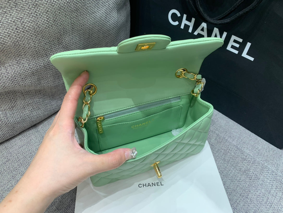 MINI SAC À RABAT RECTANGLE 20 CM CUIR D'AGNEAU LIME QUINCAILLERIE DORÉ