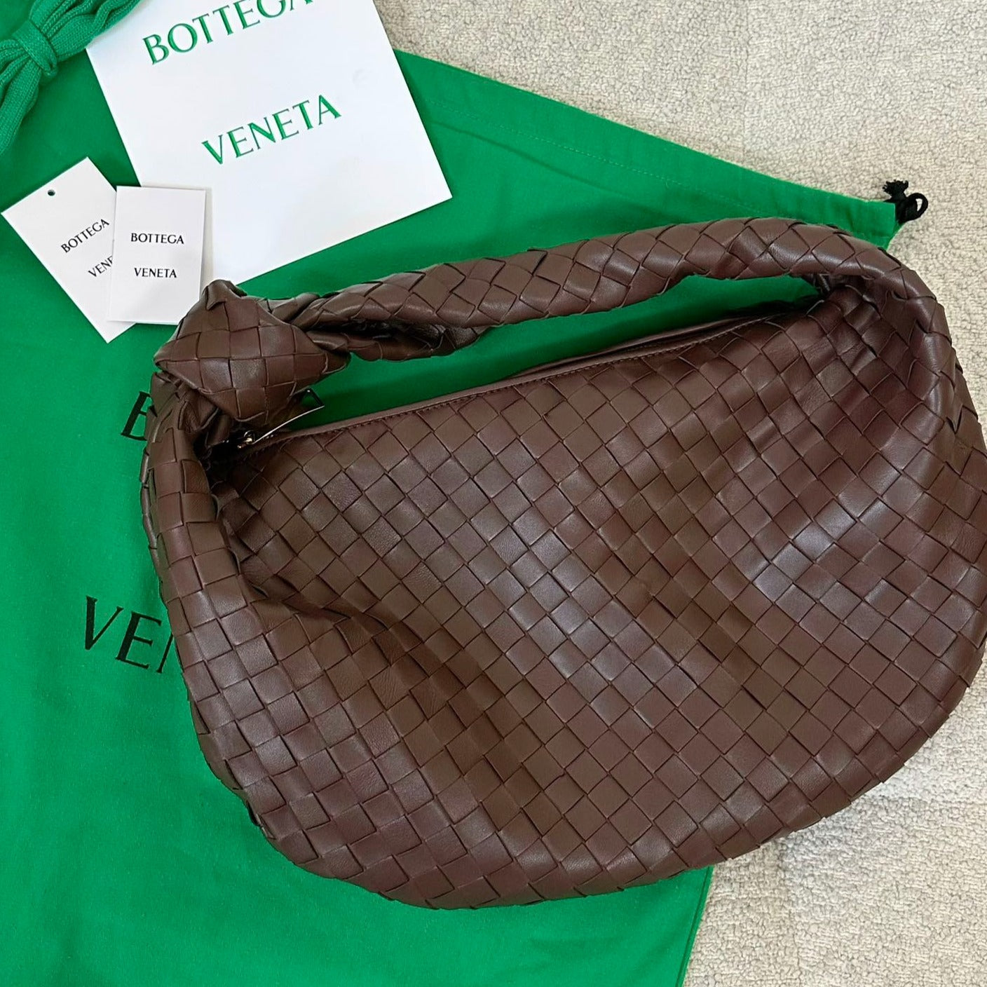 BV SMALL JODIE 48CM CUIR DAIM CHOCOLAT 