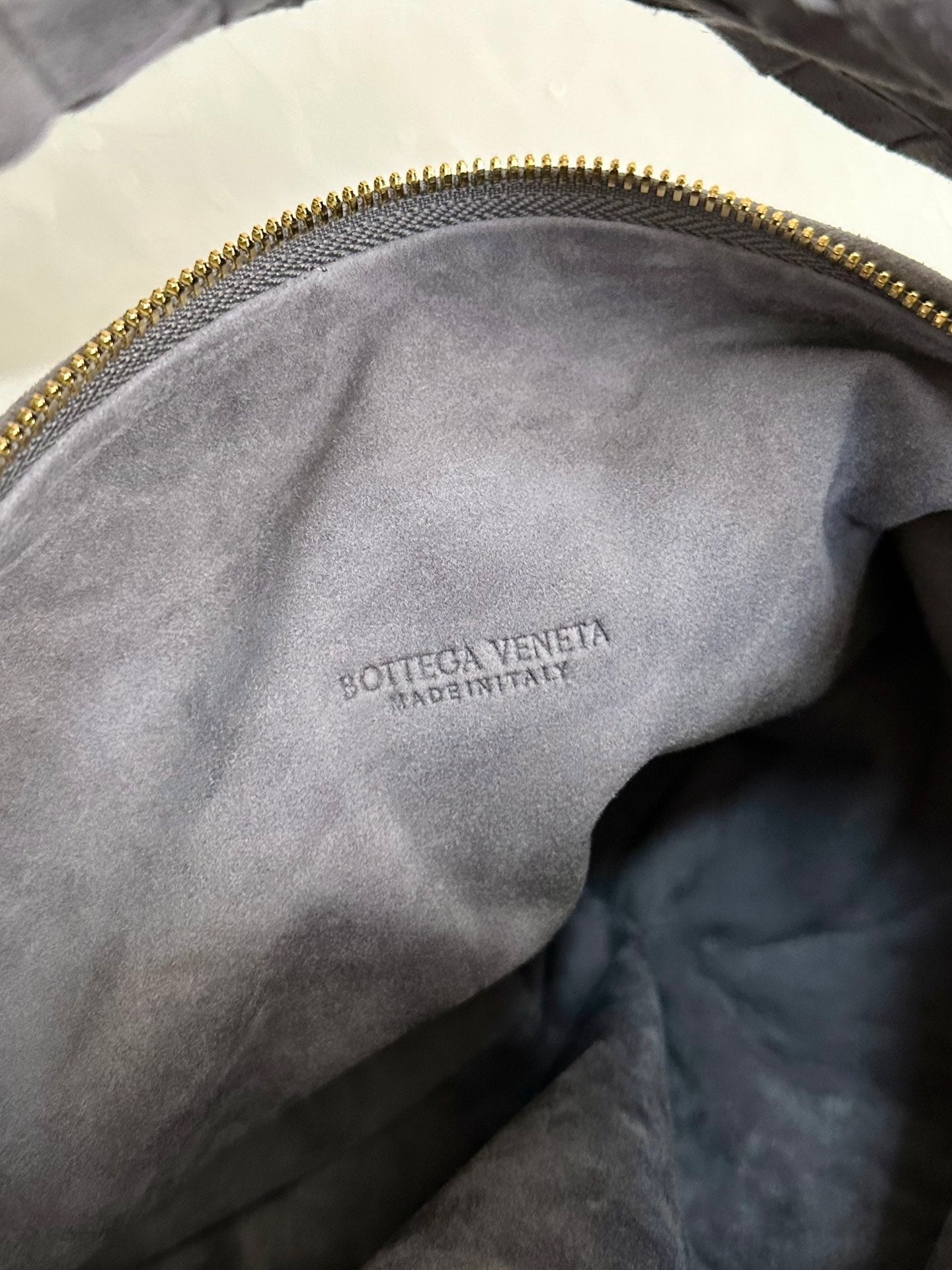BV TEEN JODIE 36CM CUIR DAIM GRIS 