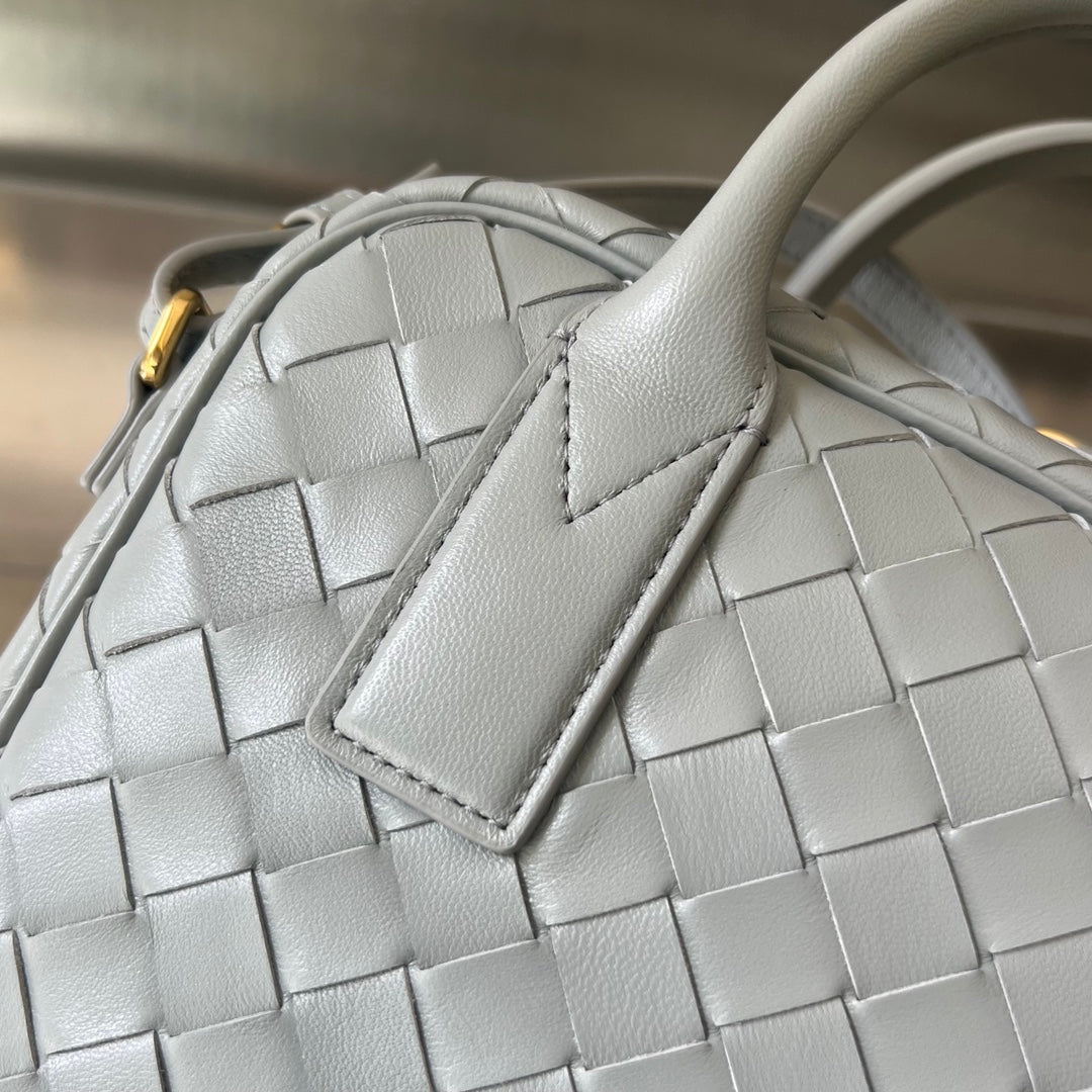 BV GETAWAY PETIT 23CM CUIR D'AGNEAU GRIS 