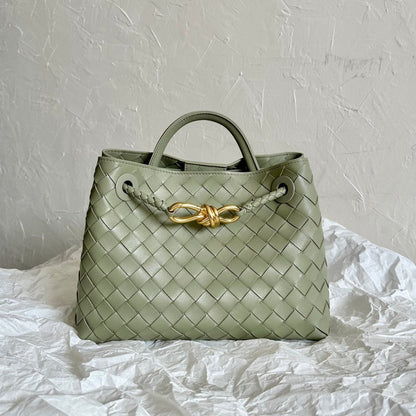 BV PETIT ANDIAMO 25CM CUIR D'AGNEAU VERT CLAIR 