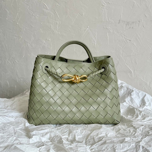 BV PETIT ANDIAMO 25CM CUIR D'AGNEAU VERT CLAIR 
