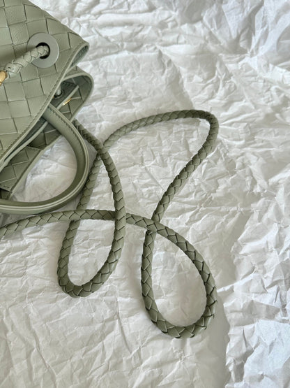 BV PETIT ANDIAMO 25CM CUIR D'AGNEAU VERT CLAIR 