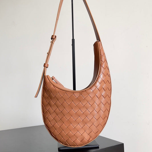 BV PETITE GOUTTE 32CM CUIR D'AGNEAU MARRON 