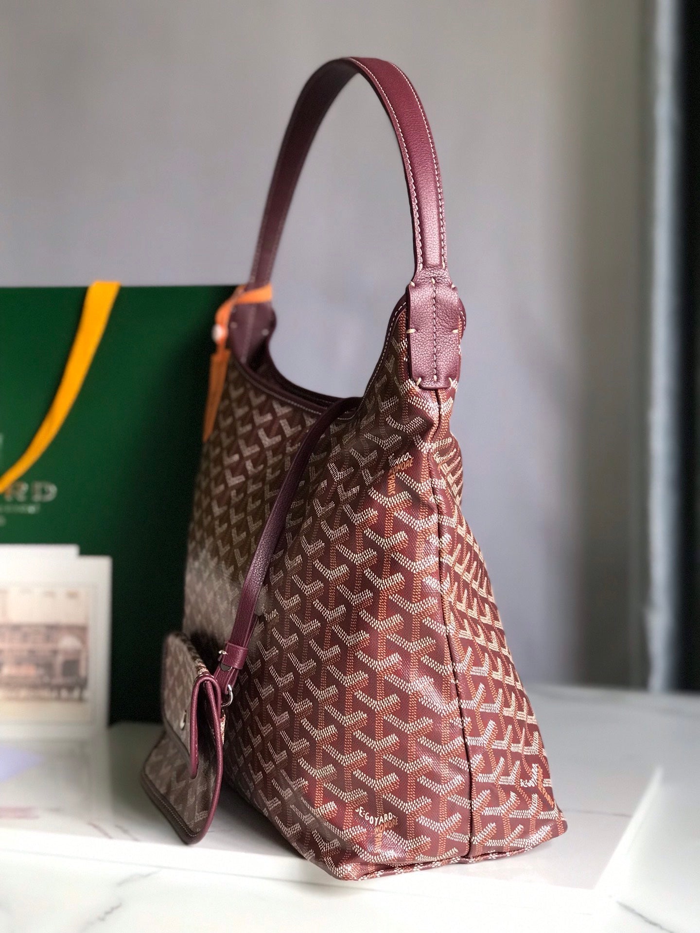 ホーボー ボエム 42cm レッド キャンバス