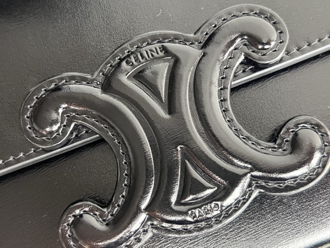 CUIR TRIOMPHE 20 オールブラック カーフスキン
