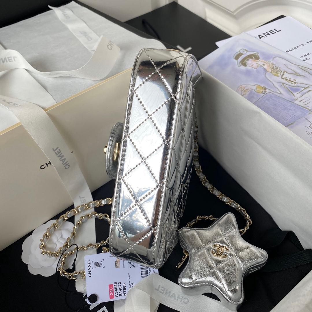 SAC À RABAT MINI 20 CM EN CUIR DE VEAU MÉTALLISÉ ARGENT