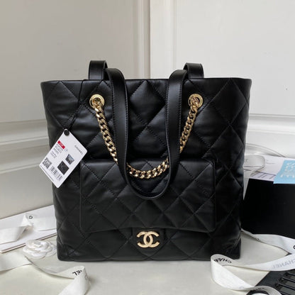 Sac fourre-tout CC 19 33 cm en cuir d'agneau noir et matériel doré