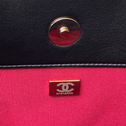 Sac fourre-tout CC 19 33 cm en cuir d'agneau noir et matériel doré