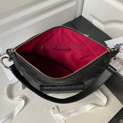 CC ホーボー 28cm ブラック ラムスキン ゴールド金具