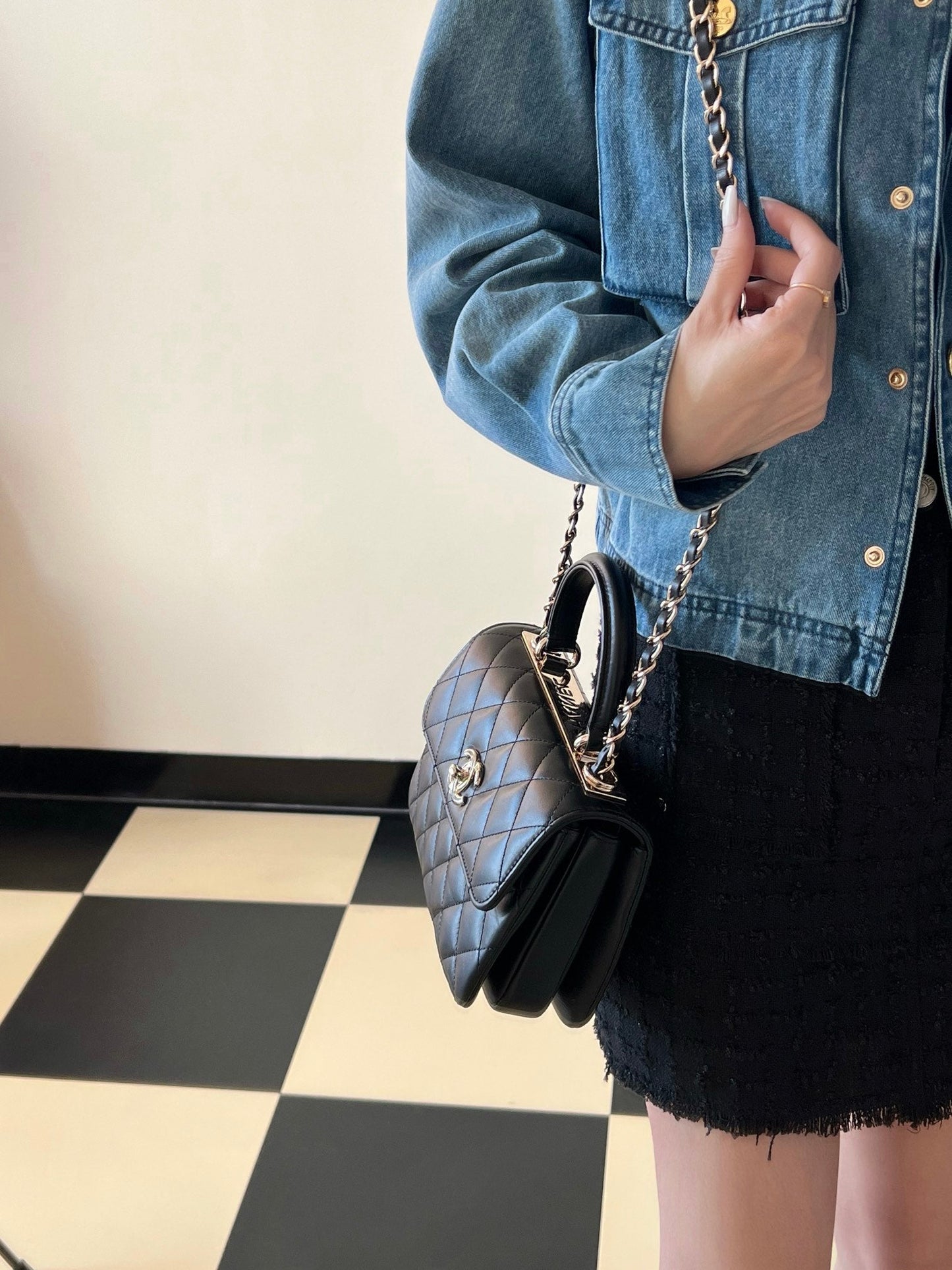 CC TRENDY 20CM CUIR D'AGNEAU NOIR QUINCAILLERIE DORÉ