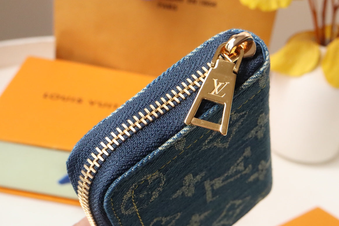 LV ジッピーコイン 11cm ブルーデニム