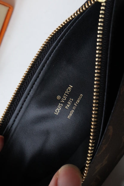 LV スリム パース モノグラム キャンバス 20cm