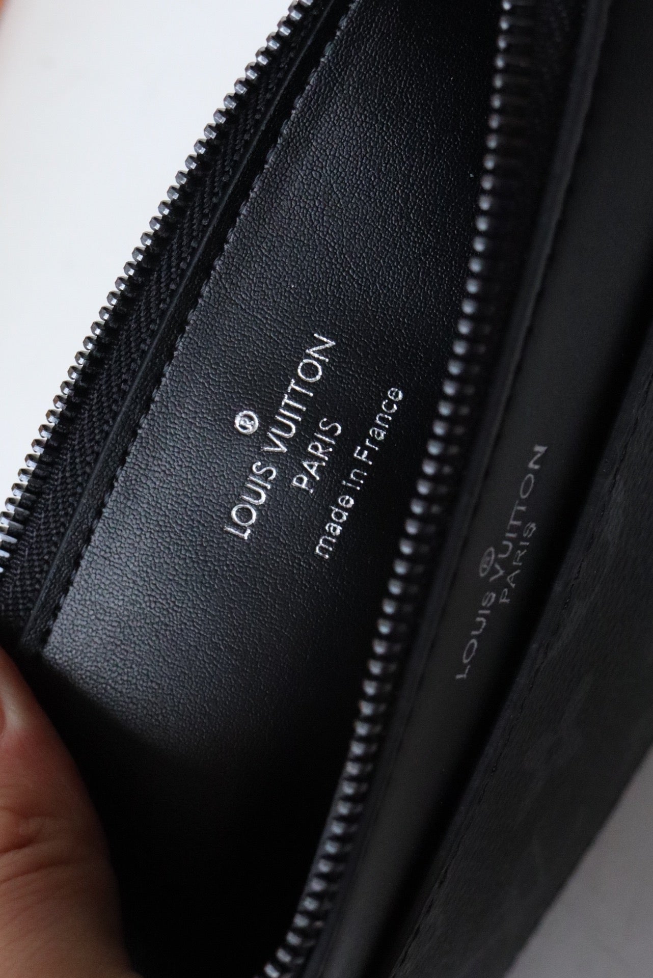 LV スリム パース ブルー モノグラム キャンバス 20cm