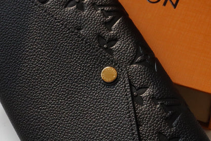 LV SARAH MONOGRAMME EMPREINTE CUIR 19CM