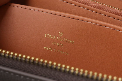 PORTEFEUILLE ZIPPY 19,5 EN CUIR MAHINA