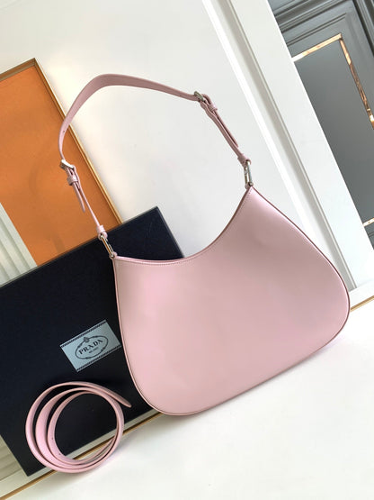 SAC À BANDOULIÈRE EN CUIR BROSSÉ ROSE CLEO 30 