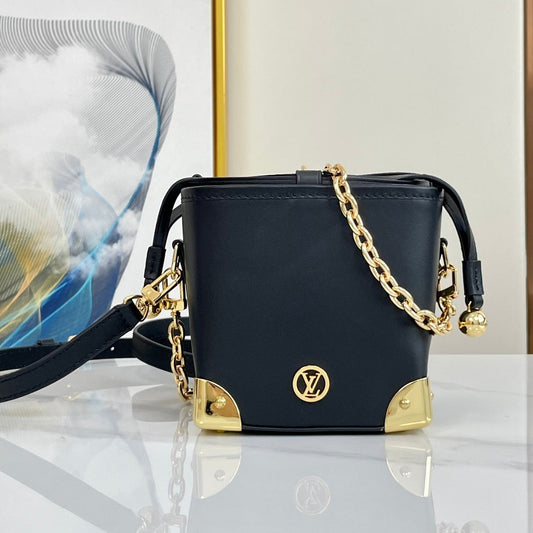 SAC À MAIN NOE 11,5 NANO CHARM EN CUIR DE VEAU NOIR 