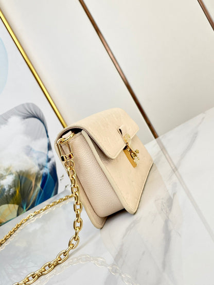 WOC 22 METIS CRÈME MONOGRAMME EMPREINTE