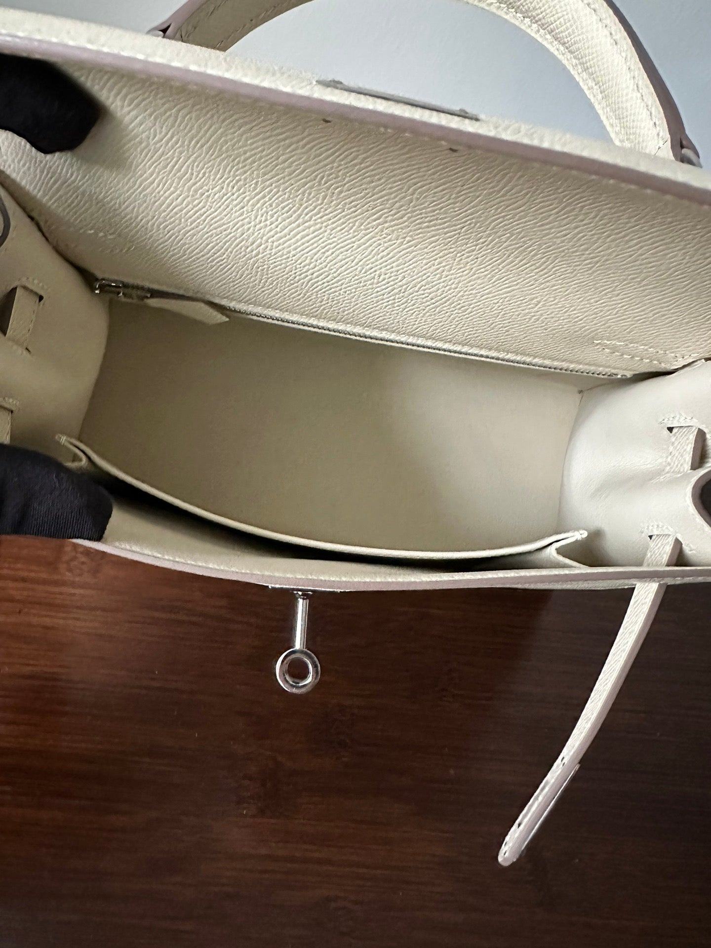 HM ケリー 25cm ホワイト エプソム シルバー金具
