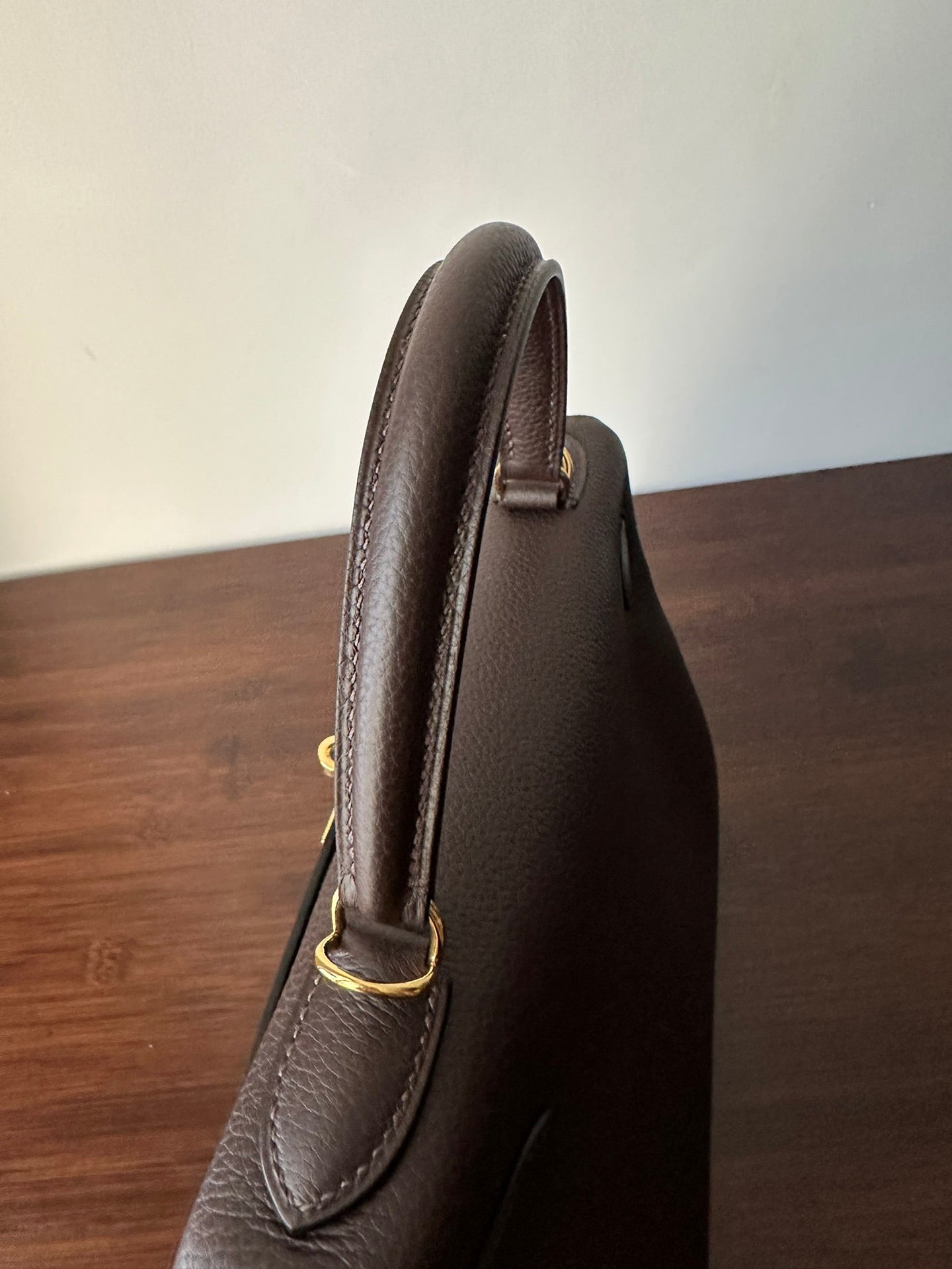 HM ケリー 28cm チョコレート トーゴ ゴールド金具