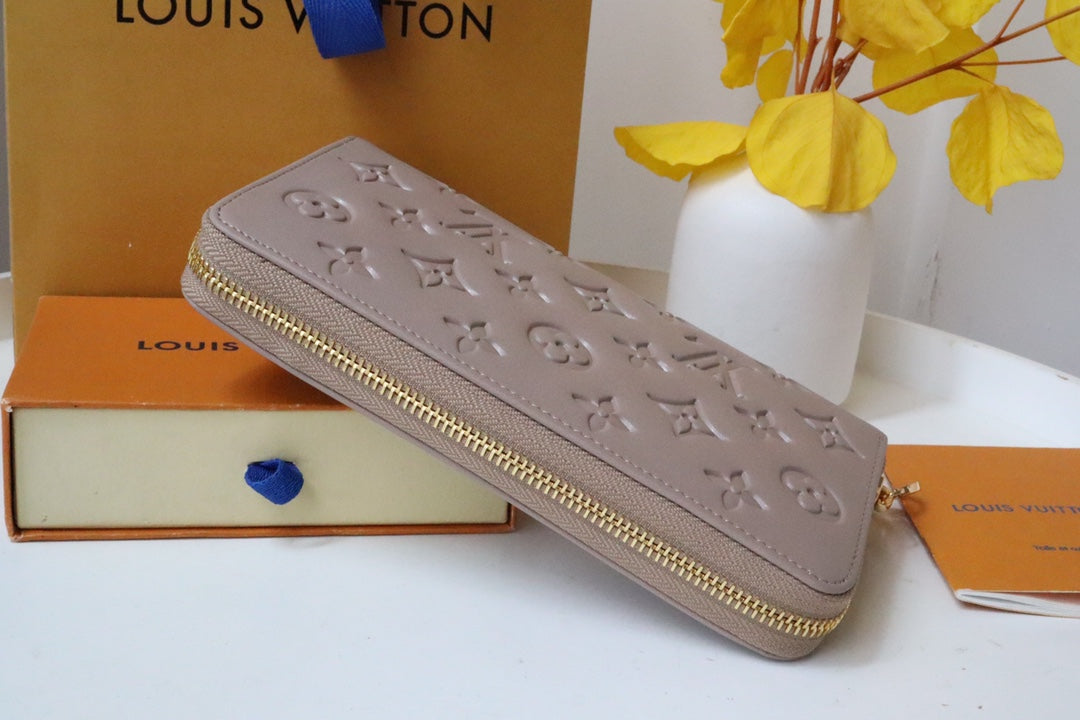 PORTEFEUILLE ZIPPY 19 EN CUIR D'AGNEAU GAUFRÉ BEIGE