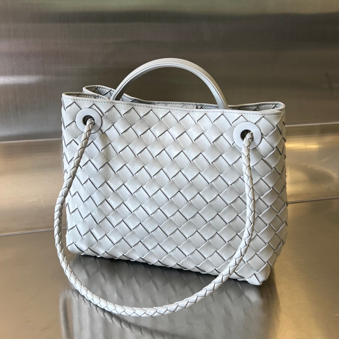 BV PETIT ANDIAMO 25CM CUIR D'AGNEAU GRIS 