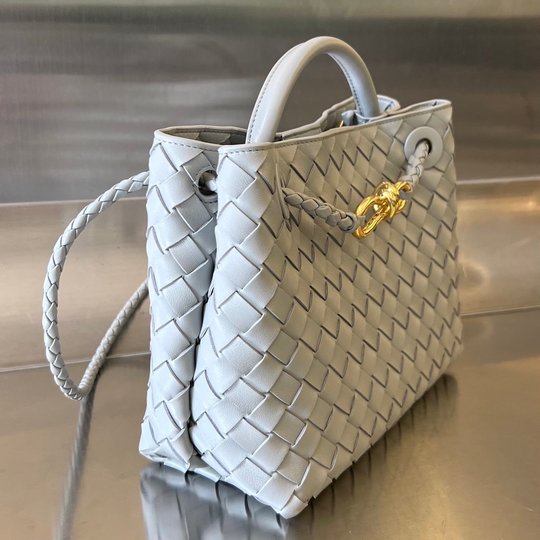 BV PETIT ANDIAMO 25CM CUIR D'AGNEAU GRIS 