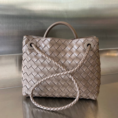 BV スモール アンダモ 25cm チョコレート ラムスキン