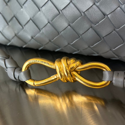 BV MEDIUM ANDIAMO 32CM CUIR D'AGNEAU GRIS FONCÉ 
