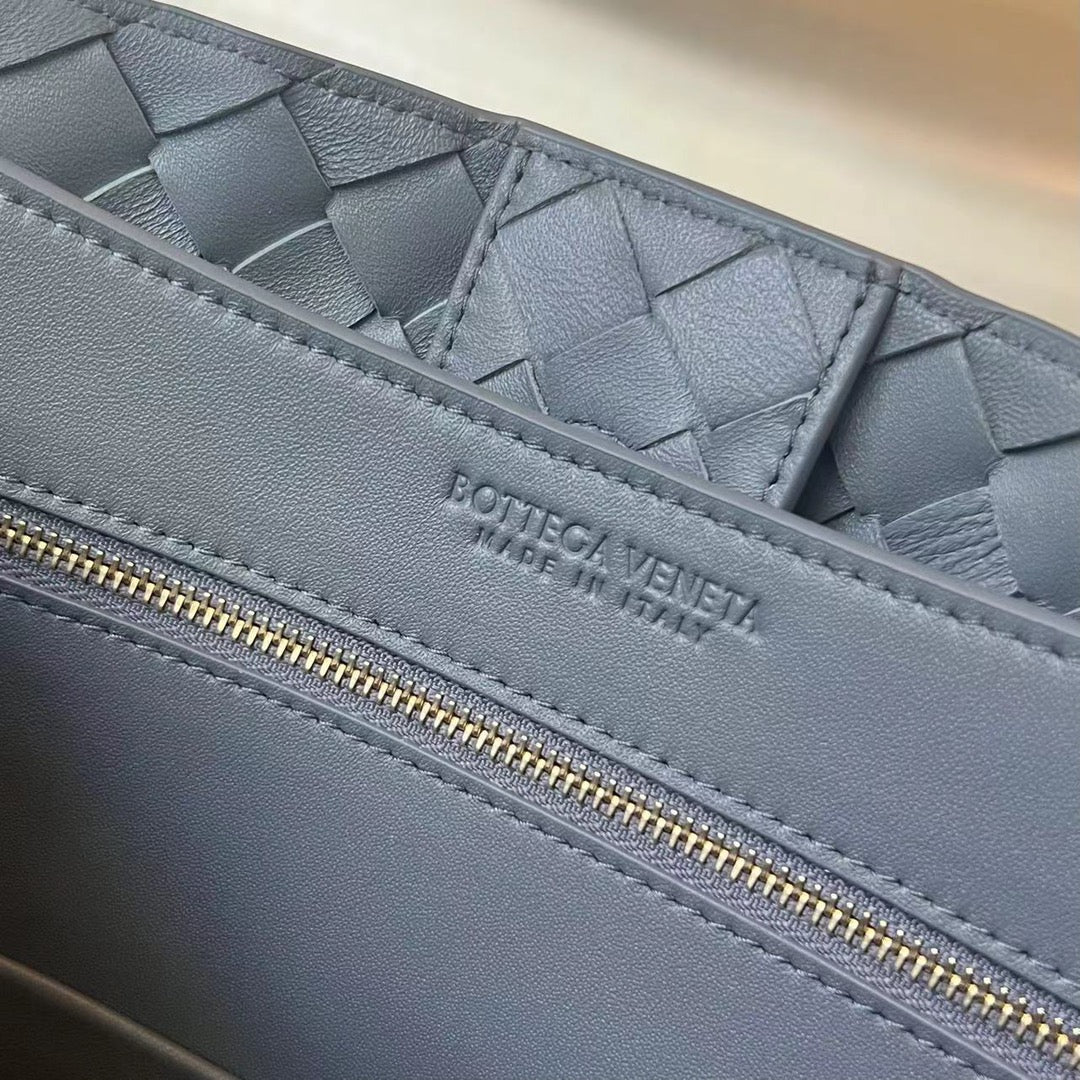 BV MEDIUM ANDIAMO 32CM CUIR D'AGNEAU GRIS FONCÉ 