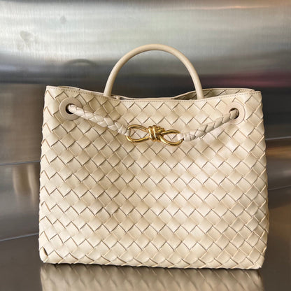 BV MEDIUM ANDIAMO 32CM PEAU D'AGNEAU BEIGE