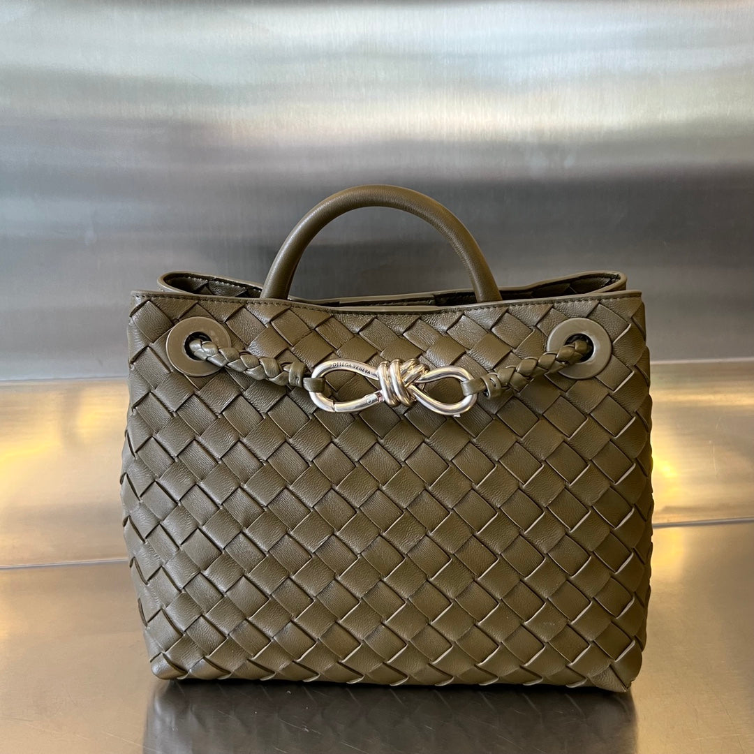 BV PETIT ANDIAMO 25CM CUIR D'AGNEAU OLIVE FONCÉ 