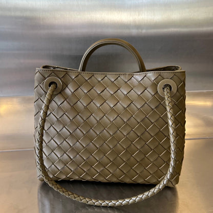 BV PETIT ANDIAMO 25CM CUIR D'AGNEAU OLIVE FONCÉ 