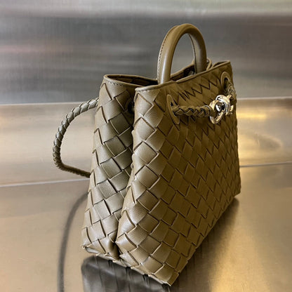 BV PETIT ANDIAMO 25CM CUIR D'AGNEAU OLIVE FONCÉ 