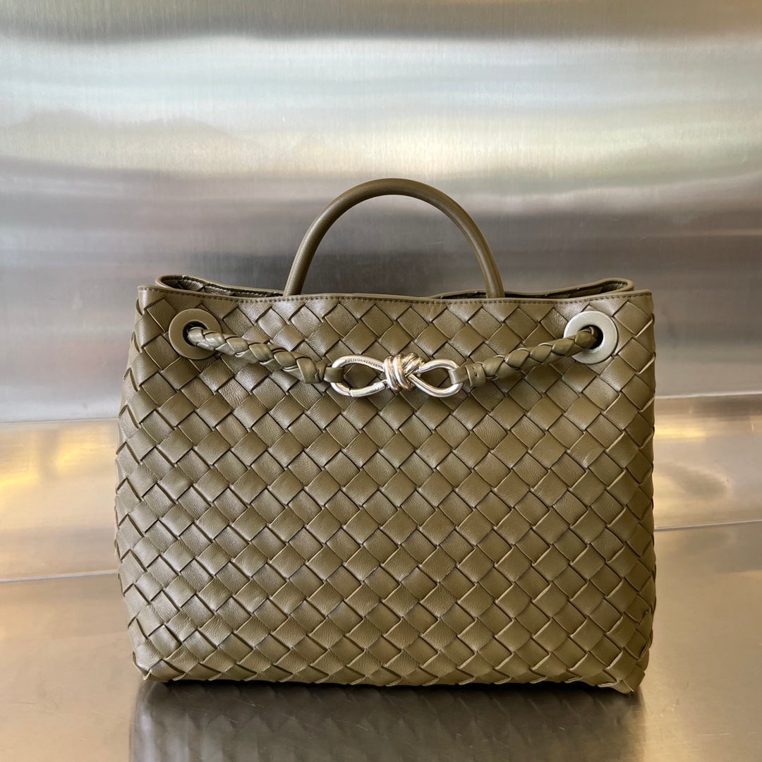 BV MEDIUM ANDIAMO 32CM CUIR D'AGNEAU OLIVE 