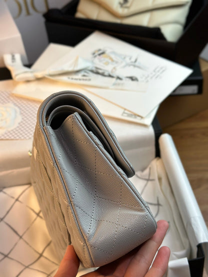 SAC À RABAT 25 CM QUINCAILLERIE DORÉE CAVIAR GRIS 