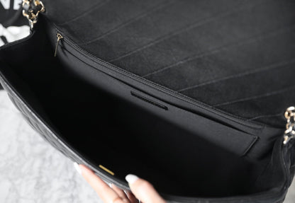 フラップバッグ マキシ 40cm ブラック キャビア シルバー金具
