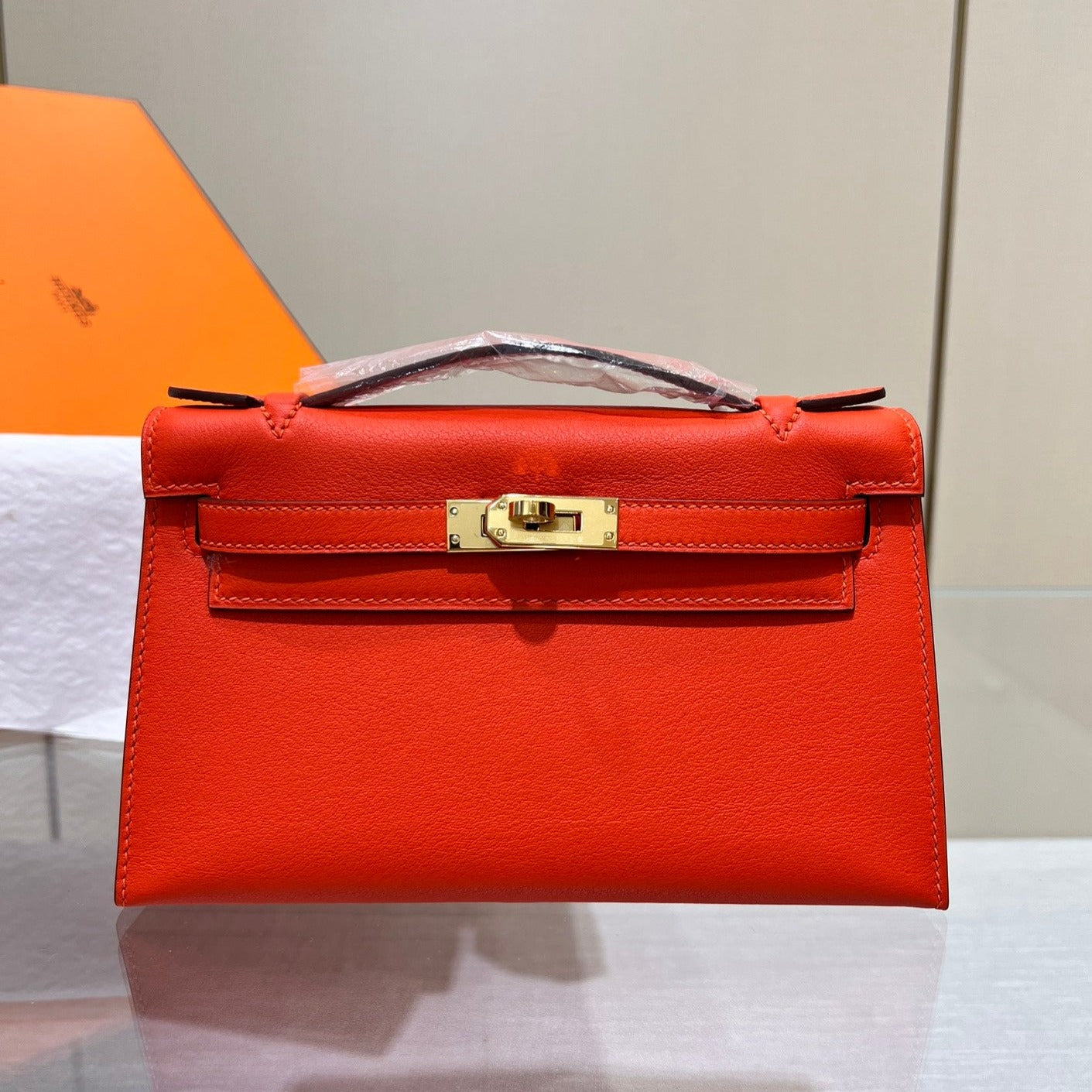 HM ケリー ポシェット 22cm レッド スイフト ゴールド金具