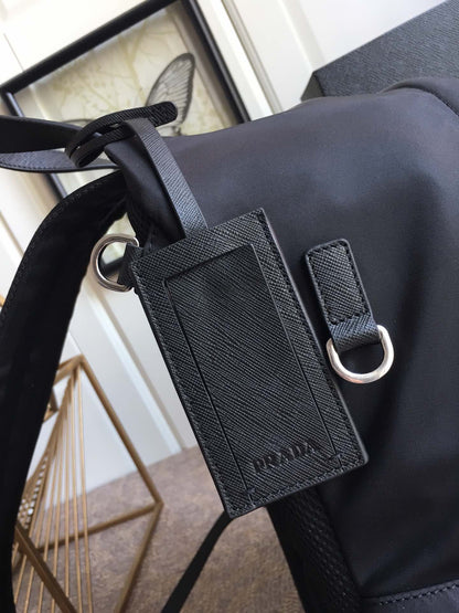SAC À DOS À LOGO TRIANGLE 40 EN RE-NYLON NOIR